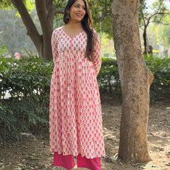 Pink fool patti flare kameez Jonaya