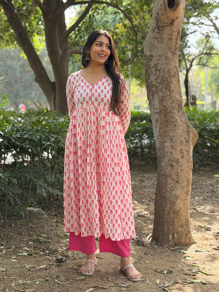 Pink fool patti flare kameez Jonaya