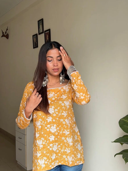 Summer yellow straight cotton kurti Jonaya