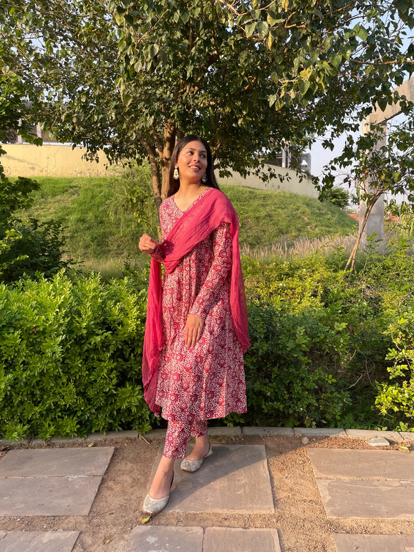 Flory Mohini Suit Set - Jonaya