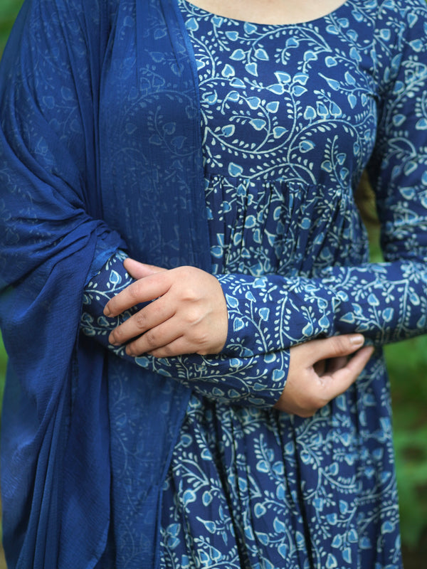 Indigo baag flare suit set Jonaya