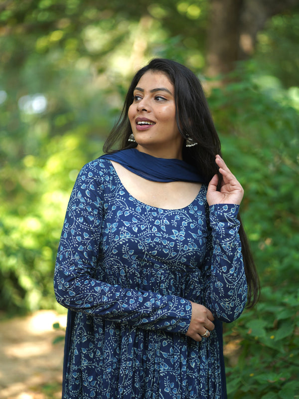 Indigo baag flare suit set Jonaya