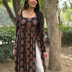 Black Red front slit kameez Jonaya