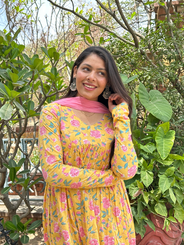 Warm Yellow Suit Set - Jonaya