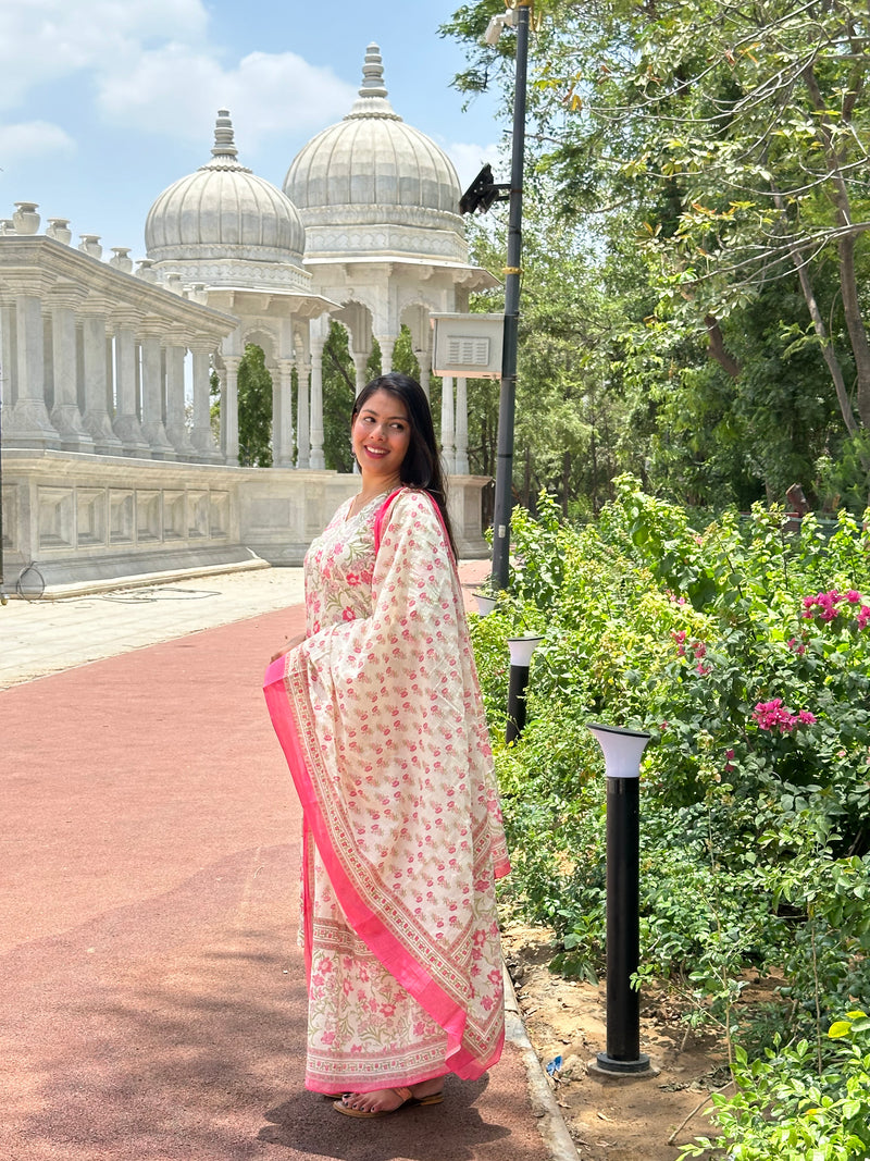 White pink lily straight suit set - Jonaya