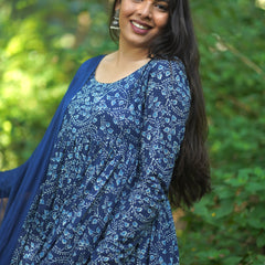 Indigo baag flare suit set Jonaya