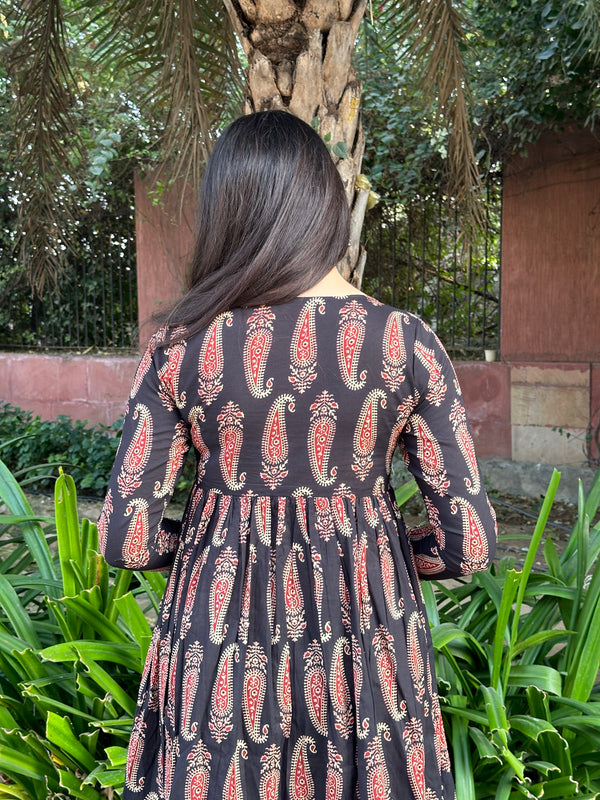 Paisley Print Kameez - Jonaya