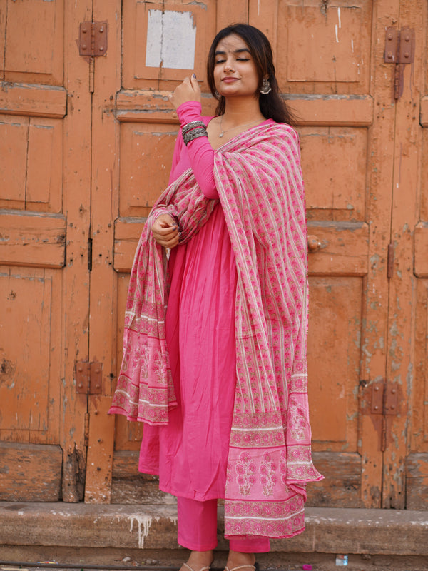 Pink Solid Alia Cut Suit Set - Jonaya