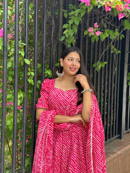 Pink Laheriya gher suit set - Jonaya