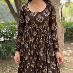 Brown beige gulab kameez Jonaya