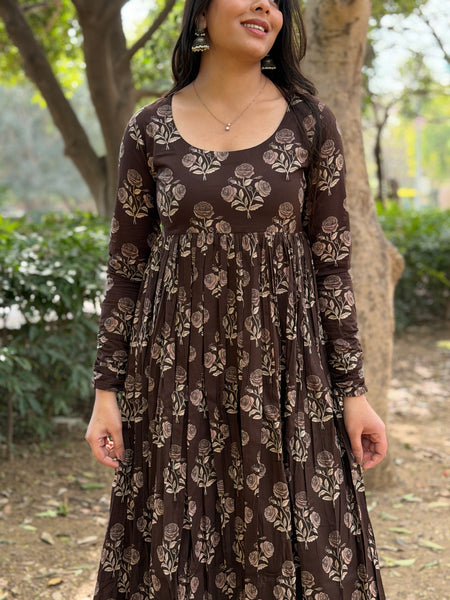 Brown beige gulab kameez Jonaya