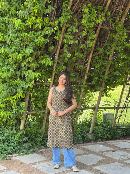 Green Ajrakh booti Straight kameez