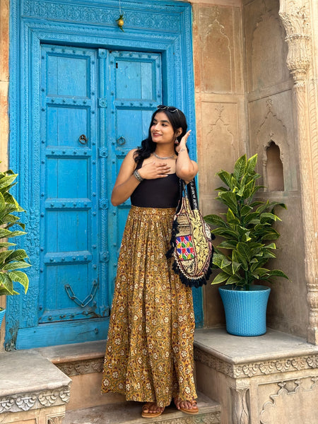 Gold saffron flared skirt - Jonaya