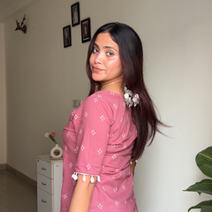 Pink bhandej shells cotton straight kurti Jonaya