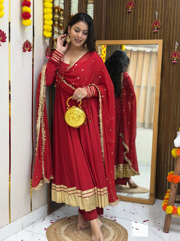 Laal gota ghunghru Anarkali set Jonaya