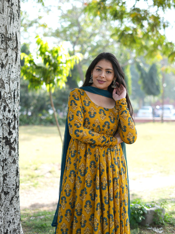 Gulmohar Mustard Anarkali suit set Jonaya