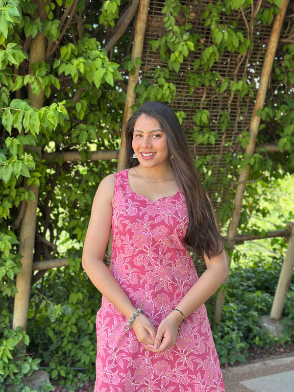 Adoring Pink Flowery Straight Kameez - Jonaya