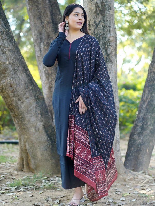 Solid black Straight Suit Set - Jonaya