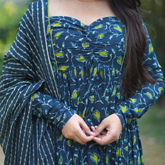 Blue green hearts flare suit set Jonaya