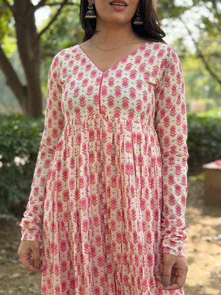Pink fool patti flare kameez Jonaya