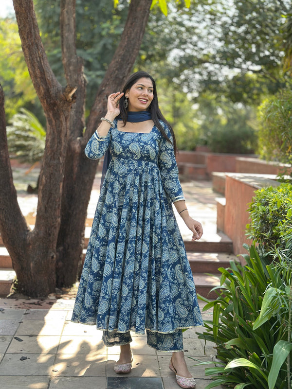 Indigo Paisley Heavy Flair Anarkali Suit Set - Jonaya