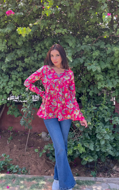 Pop Pink – Langärmliges Schößchen-Top