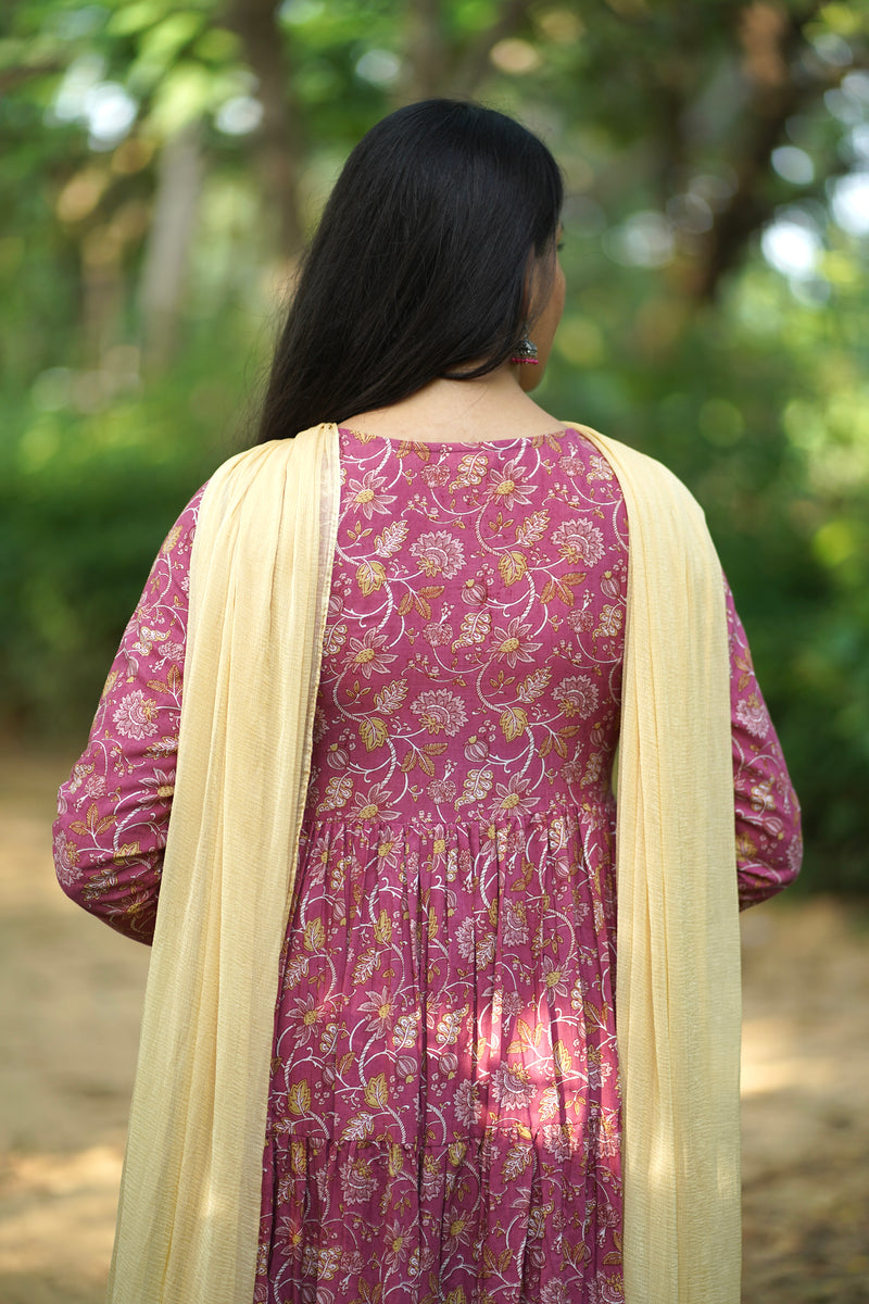 Pink Tier Full flare suit set Jonaya