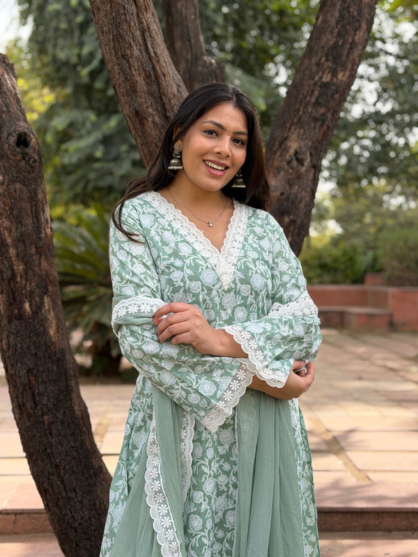 Matcha Ice pakistani style suit set Jonaya