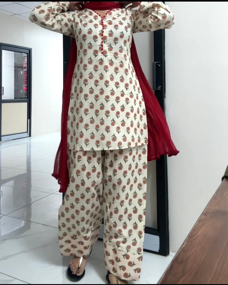 Pearl marigold Farshi set Jonaya