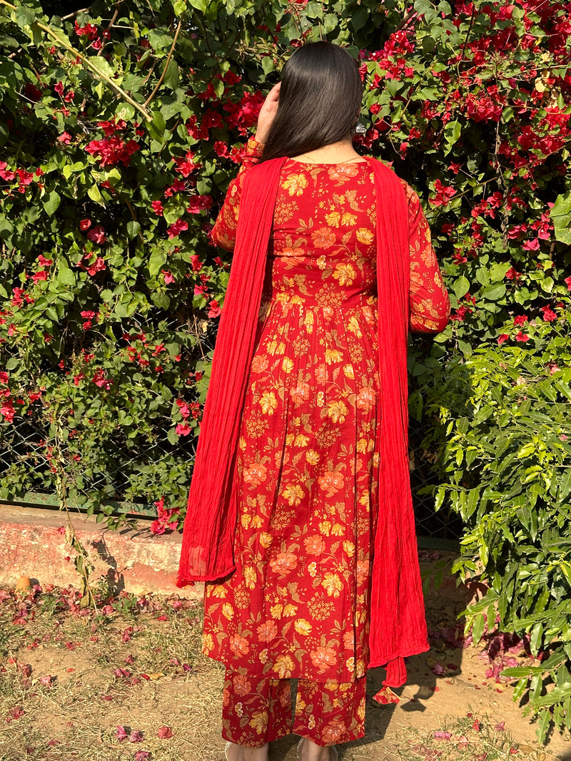 Red floral mohini suit set - Jonaya