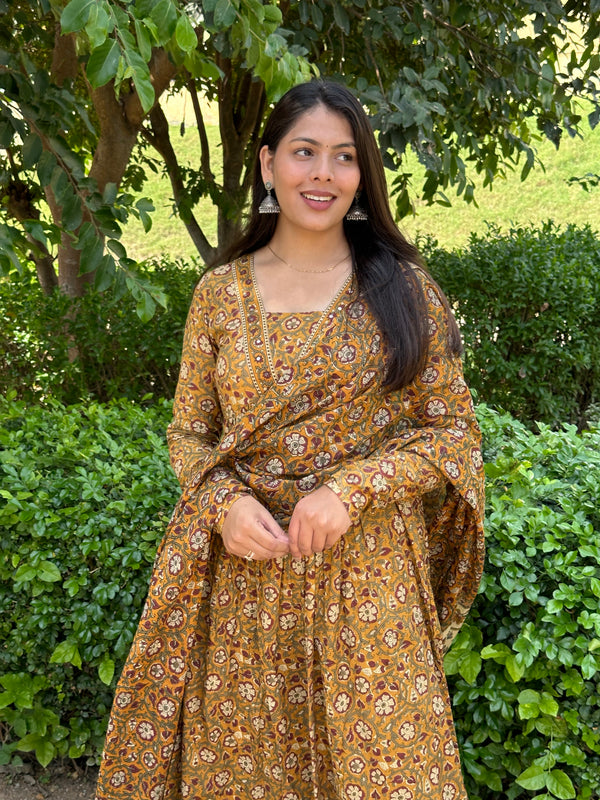 Rusty Mustard Lace Flare Suit Set - Jonaya