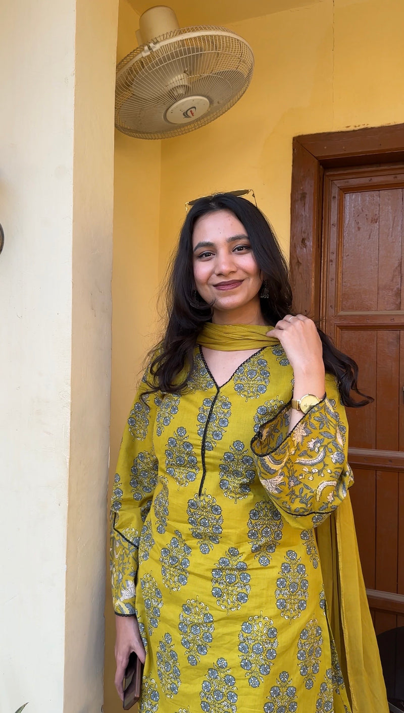 Spring Green black Farshi set