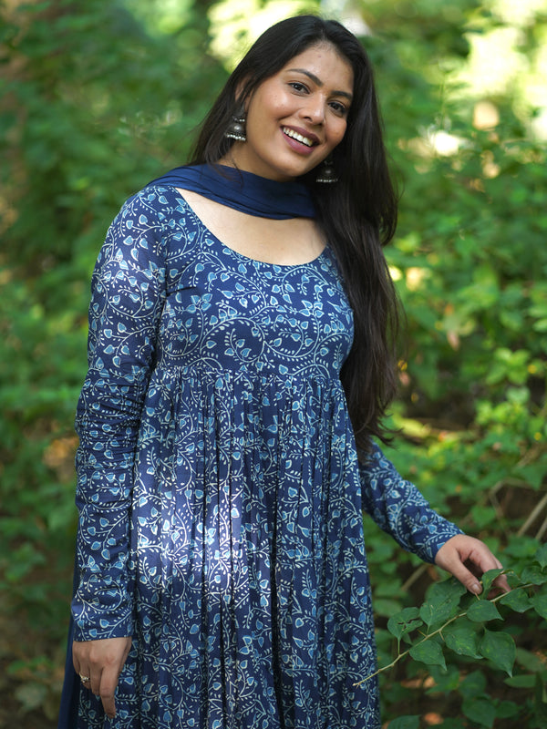 Indigo baag flare suit set Jonaya