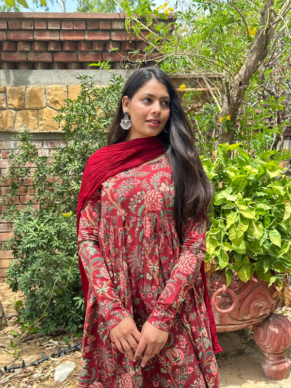 Joyfull Red Suit Set - Jonaya