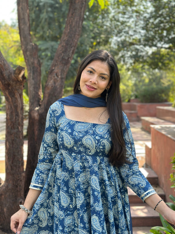 Indigo Paisley Heavy Flair Anarkali Suit Set - Jonaya
