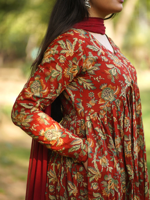 Red Garden Alia Cut Suit Set - Jonaya
