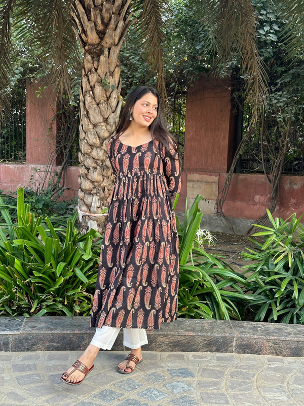 Paisley Print Kameez - Jonaya