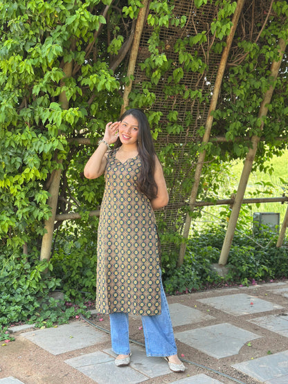 Green Ajrakh booti Straight kameez