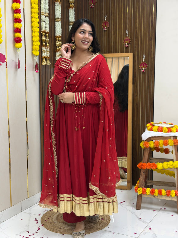 Laal gota ghunghru Anarkali set Jonaya