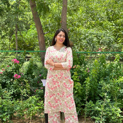 White pink lily straight suit set - Jonaya