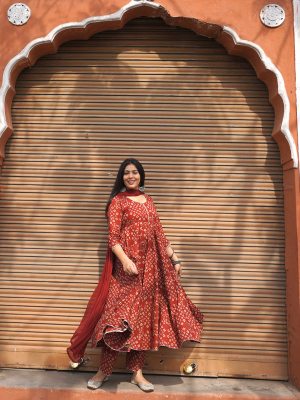 Red Bandhej Anarkali Suit Set - Jonaya