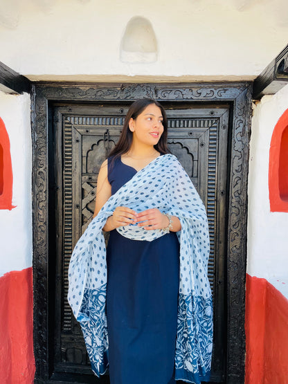 Einfarbiges Kurta-Hosen-Set mit Dupatta im Blockdruck