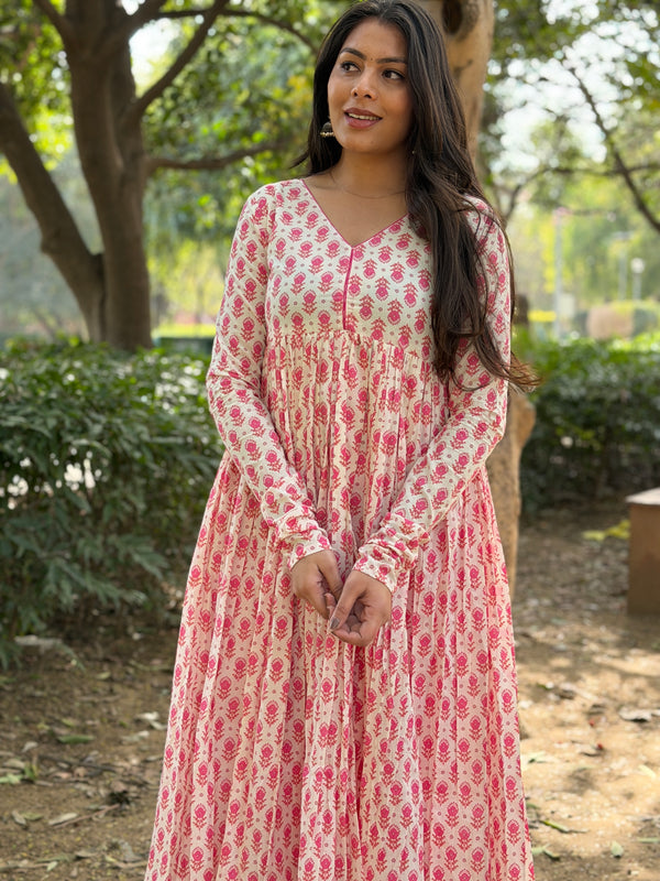 Pink fool patti flare kameez Jonaya