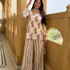 White peach boota Y2k fit Jonaya