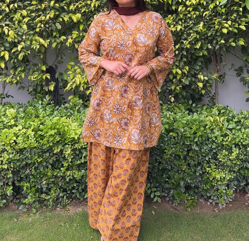 Mustrad brown Farsi salwar 3pcs set Jonaya
