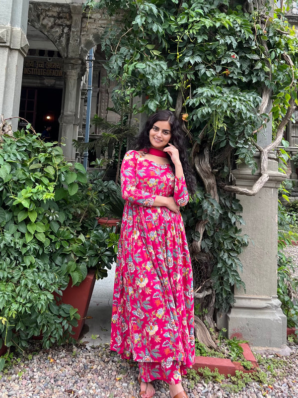 Dreamy Pink Flair Suit Set - Jonaya