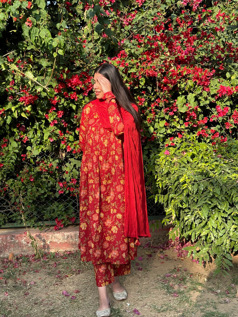 Red floral mohini suit set - Jonaya