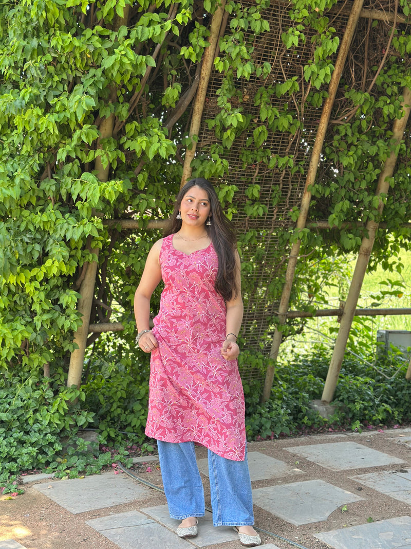 Adoring pink flowery straight kameez - Jonaya