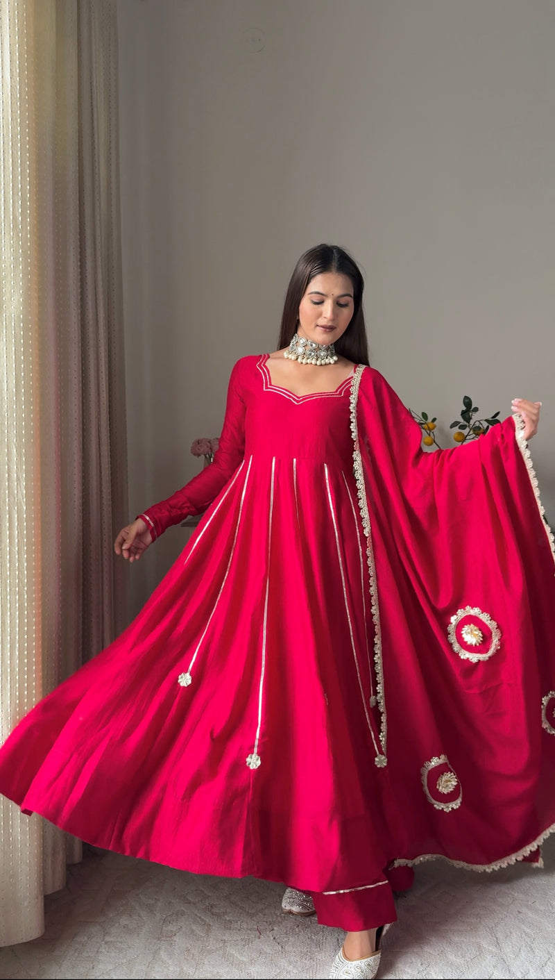 Rose blooming heavy Anarakali Jonaya