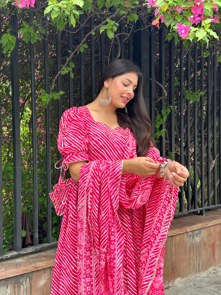 Pink Laheriya gher suit set - Jonaya